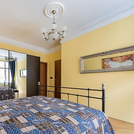 In Heart Of Prague - 2Br 2Ba Elegant Downtown Apt Praga Exterior foto