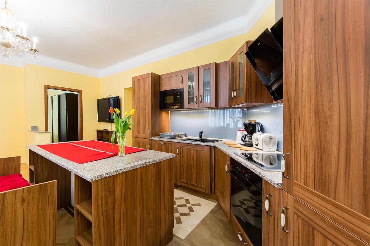 In Heart Of Prague - 2Br 2Ba Elegant Downtown Apt Praga Exterior foto