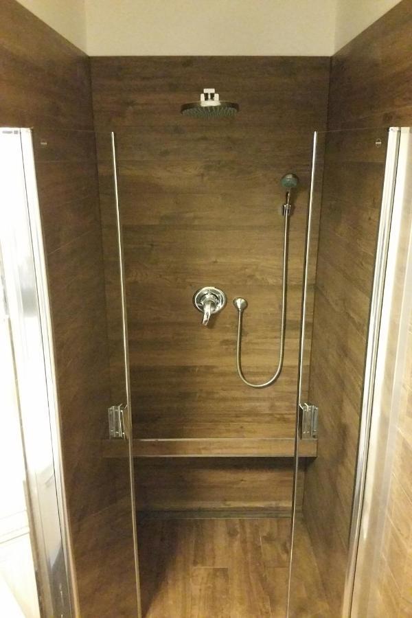 In Heart Of Prague - 2Br 2Ba Elegant Downtown Apt Praga Exterior foto
