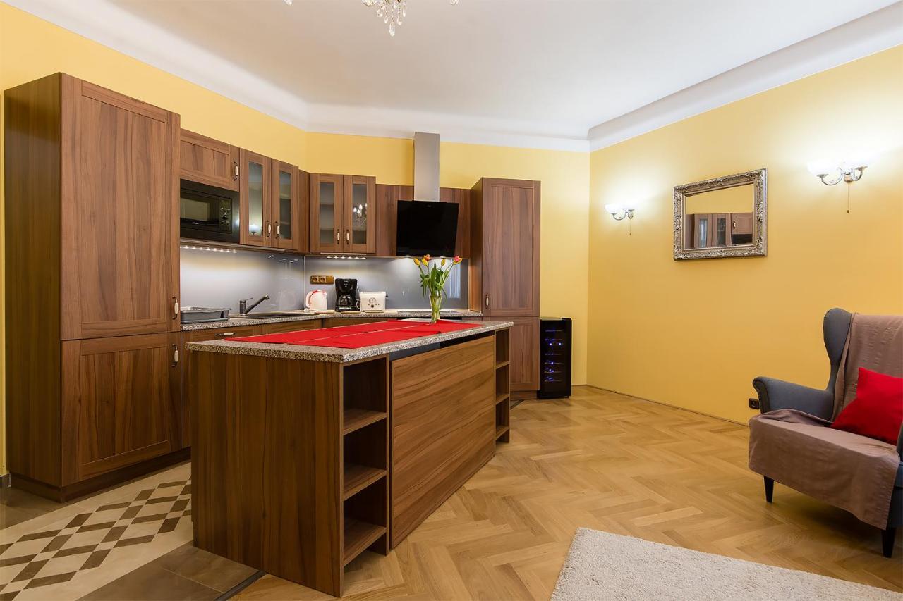 In Heart Of Prague - 2Br 2Ba Elegant Downtown Apt Praga Exterior foto